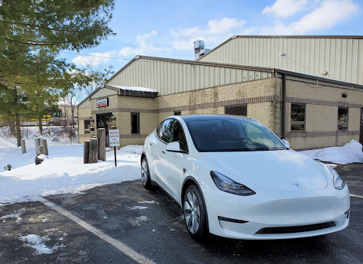 Auto Body Shop «Medina Collision Center», reviews and photos, 539 N State Rd, Medina, OH 44256, USA