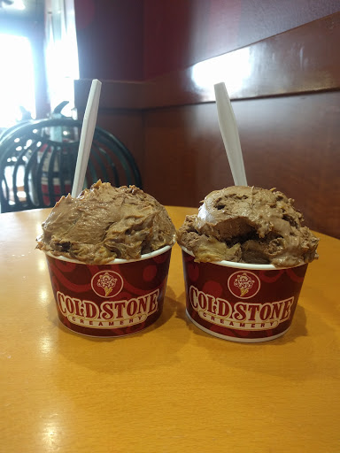 Ice Cream Shop «Cold Stone Creamery», reviews and photos, 7080 Mannheim Rd, Rosemont, IL 60018, USA