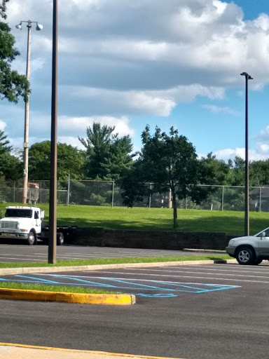 Recreation Center «Minnie B Veal Recreation Center», reviews and photos, 1070 Grove Ave, Edison, NJ 08820, USA