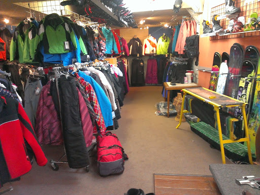 Ski Shop «Land Park Ski & Sports», reviews and photos, 4207 Freeport Blvd, Sacramento, CA 95822, USA