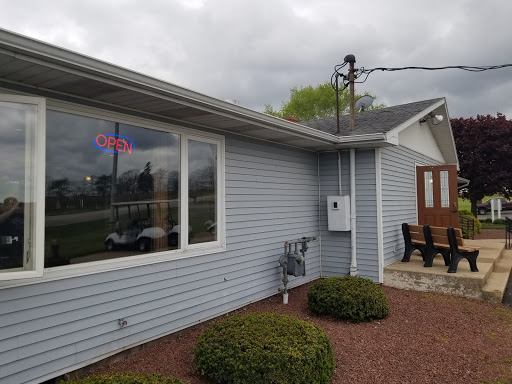 Golf Course «Darlington Golf & Country Club», reviews and photos, 17098 Country Club Rd, Darlington, WI 53530, USA