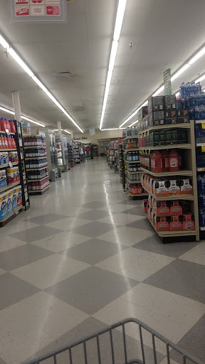 Grocery Store «Ingles Market», reviews and photos, 406 S Broad St, New Tazewell, TN 37825, USA