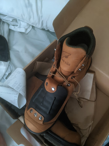 Shoe Store «Red Wing», reviews and photos, 3105 Alderwood Mall Blvd, Lynnwood, WA 98036, USA