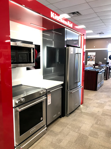 Appliance Store «Famous Tate Appliance & Bedding Centers», reviews and photos, 4520 E Bay Dr, Clearwater, FL 33764, USA