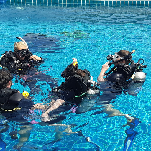 Phuket Dive Center PADI & SSI Scuba Diving Training Pool