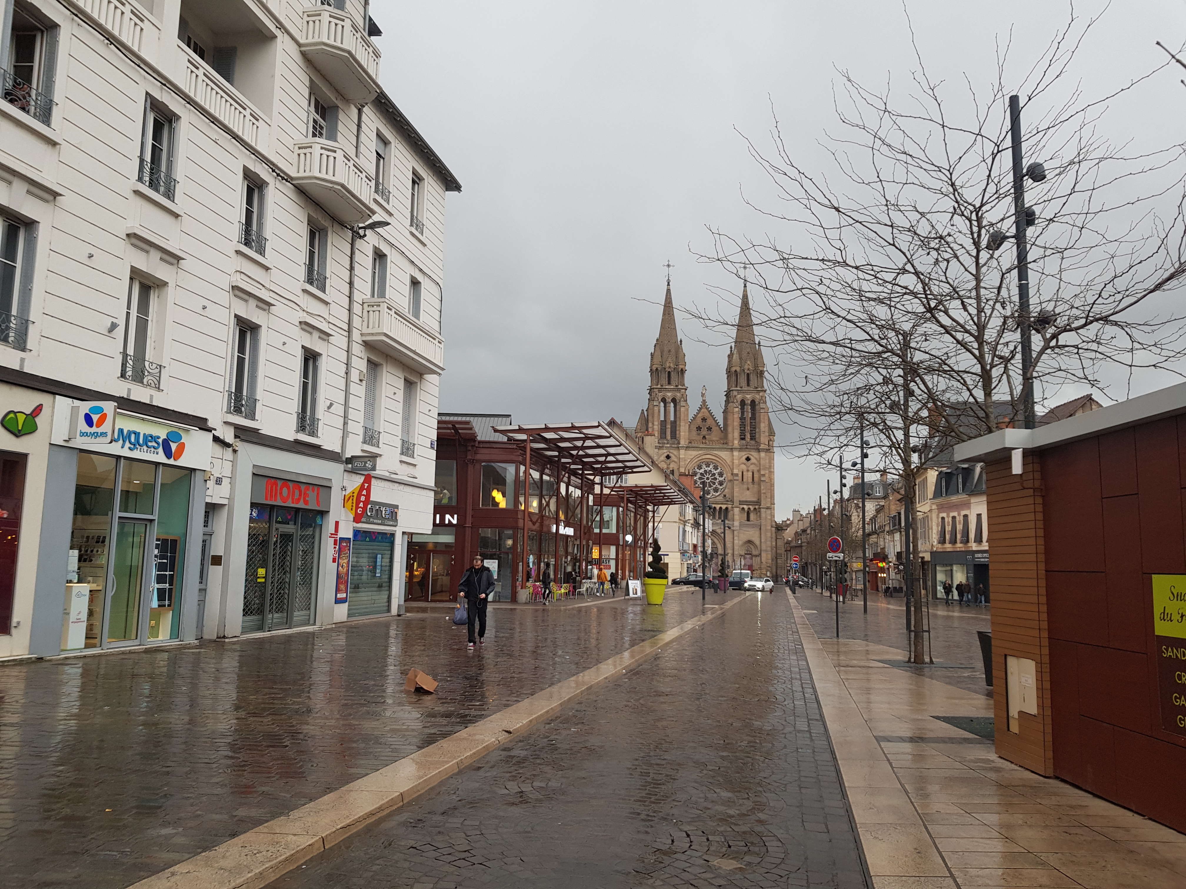 Photo n° 3 de l'avis de Yan.e fait le 03/04/2019 à 20:15