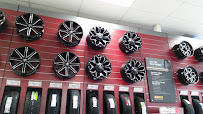 Les Schwab Tire Center