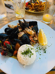 Photo n°31 de Restaurant Pizzéria Henri à Saint-Cyr-sur-Mer ()
