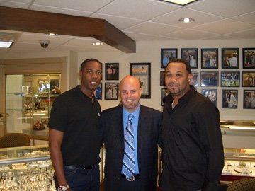 Jewelry Buyer «Harry C Glinberg Jewelers Inc», reviews and photos, 2675 N Mayfair Rd #305, Milwaukee, WI 53226, USA