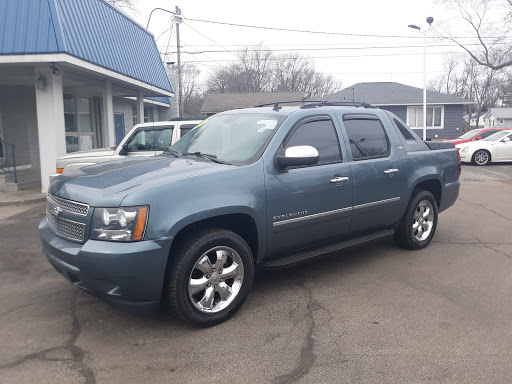 Used Car Dealer «Shoreline Motors & Service Center», reviews and photos, 2221 Henry St, Muskegon, MI 49441, USA