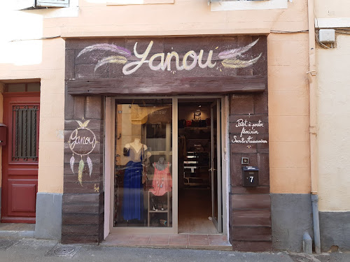 Yanou, Prêt à porter à Marseille