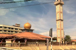 Masjid Al-Aliah ( Pekan Pantai Remis, Perak ) image