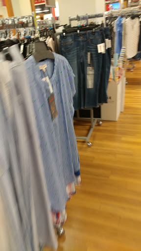 Department Store «T.J. Maxx», reviews and photos, 20 Chapel View Blvd, Cranston, RI 02920, USA