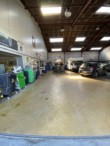 Photo 2 - Centre Auto Tess