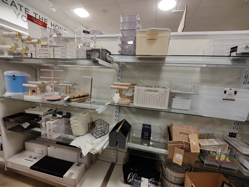 Shopping Mall «Applewood Village Shopping Center», reviews and photos, 3540 Youngfield St, Wheat Ridge, CO 80033, USA