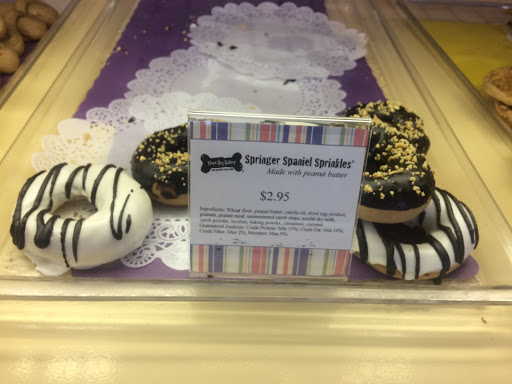 Pet Supply Store «Three Dog Bakery Inc», reviews and photos, 3929 Chenoweth Square, Louisville, KY 40207, USA