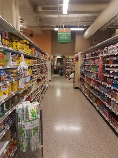 Supermarket «Publix Super Market at Fifth & Alton», reviews and photos, 1100 6th St, Miami Beach, FL 33139, USA