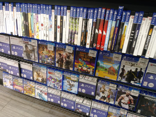 Video Game Store «GameStop», reviews and photos, 163-8 Jamaica Ave, Jamaica, NY 11432, USA