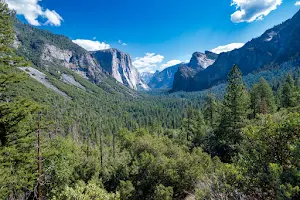 Yosemite Valley Vista Point image