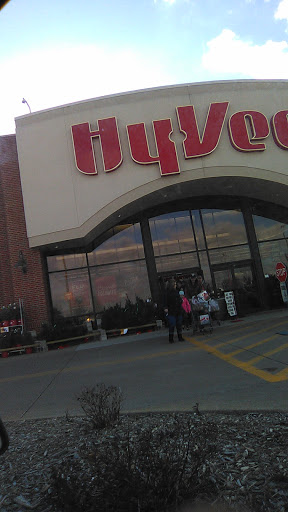 Supermarket «Hy-Vee», reviews and photos, 1700 E Washington St, Mt Pleasant, IA 52641, USA