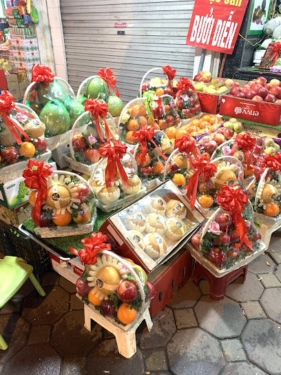 Cửa hàng hoa quả Vinh Tín