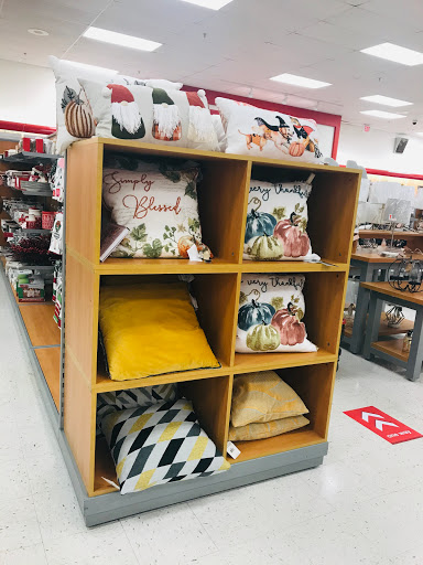 Department Store «T.J. Maxx», reviews and photos, 1046 S Kirkwood Rd, Kirkwood, MO 63122, USA