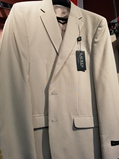 Clothing Store «K&G Fashion Superstore», reviews and photos, 22688 Michigan Ave, Dearborn, MI 48124, USA