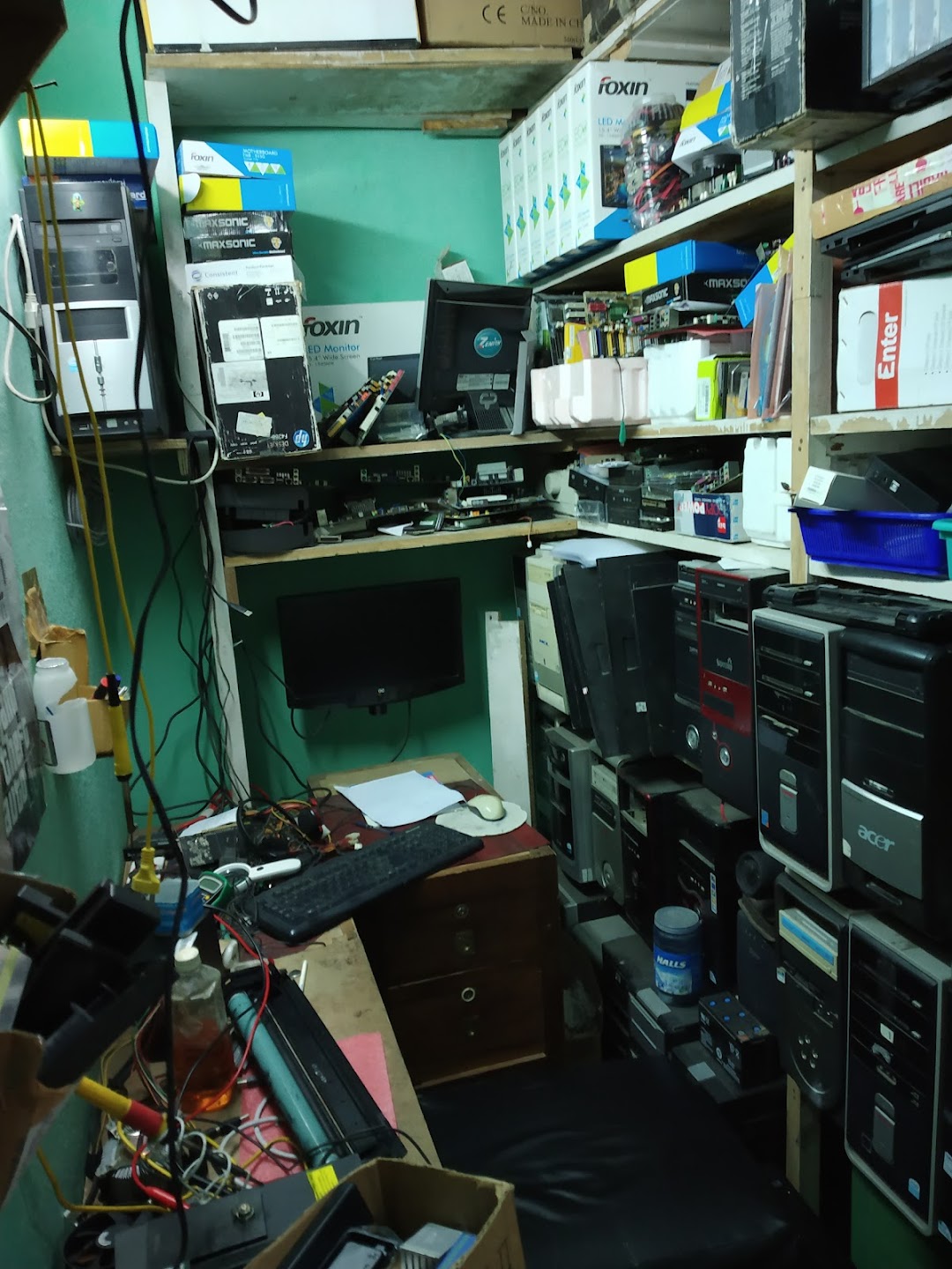 TECHNOSYS COMPUTER