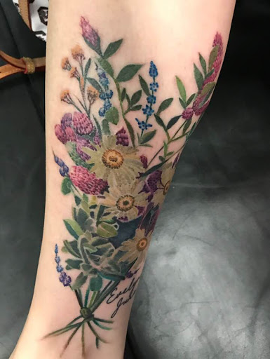 Tattoo Shop «Blu Gorilla Tattoo», reviews and photos, 1409 King St, Charleston, SC 29403, USA