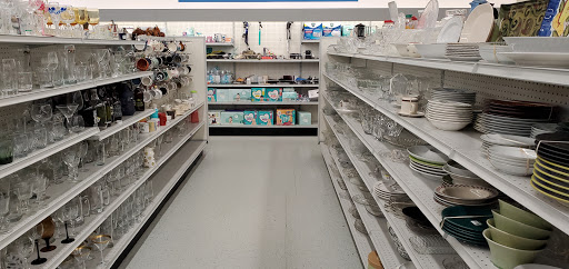 Thrift Store «Goodwill», reviews and photos, 1450 SE Discovery Lane, Warrenton, OR 97146, USA