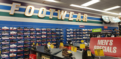Sporting Goods Store «Big 5 Sporting Goods», reviews and photos, 1610 Main St, Longmont, CO 80501, USA