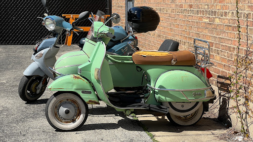 Motor Scooter Dealer «Scooterworks Chicago», reviews and photos, 5410 N Damen Ave, Chicago, IL 60625, USA