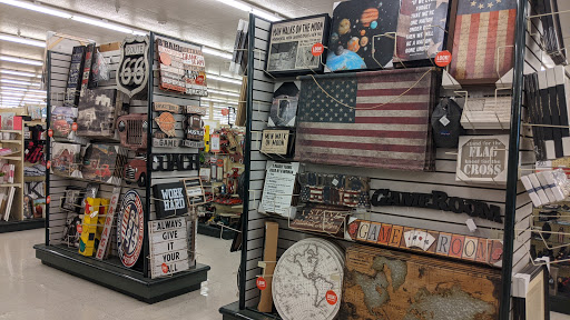 Craft Store «Hobby Lobby», reviews and photos, 641 N Victory Blvd, Burbank, CA 91502, USA