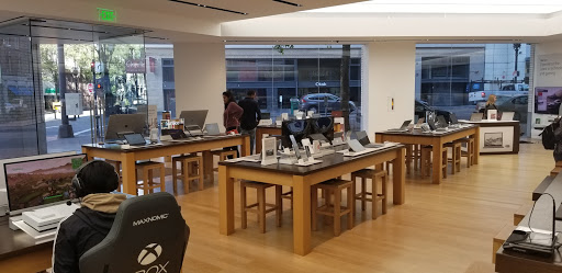Computer Store «Microsoft Store - Mall at Millenia», reviews and photos, 4200 Conroy Rd #220, Orlando, FL 32839, USA