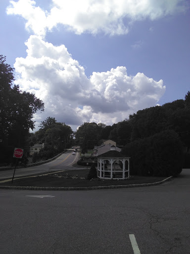 Liquor Store «Liquor Factory (Hopatcong)», reviews and photos, 128 Lakeside Blvd, Hopatcong, NJ 07843, USA