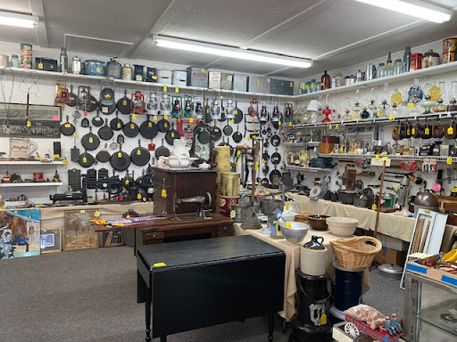 Weir Antiques and Collectibles