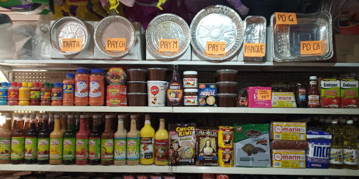 DULCERIA Y MATERIAS PRIMAS LA QUERETANA en Santiago de Querétaro