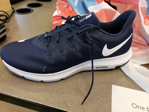 Department Store «Nordstrom Rack Rivers Edge Shopping Center», reviews and photos, 4036 E 82nd St, Indianapolis, IN 46250, USA