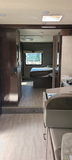 RV Dealer «Mc Kee Auto & RV», reviews and photos, 400 1st Ave, Perry, IA 50220, USA