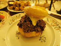 Porc effiloché du Restaurant français Aupa Caminito - Burger croissant 🥐🍔 à Paris - n°16