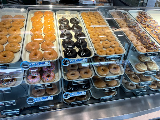 Bakery «Krispy Kreme Doughnuts», reviews and photos, 25802 El Paseo Avenue, Mission Viejo, CA 92691, USA