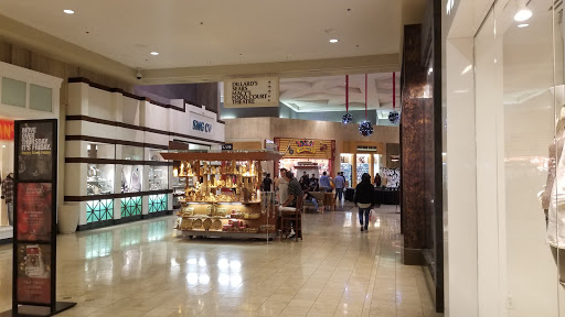 Shopping Mall «Paradise Valley Mall», reviews and photos, 4568 E Cactus Rd, Phoenix, AZ 85032, USA