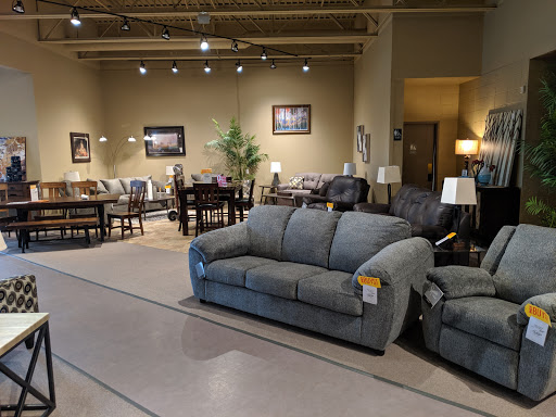 Furniture Store «Slumberland Furniture», reviews and photos, 4390 Dodge St, Dubuque, IA 52003, USA