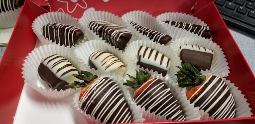 Gift Shop «Edible Arrangements», reviews and photos, 100 E 120th Ave g130, Northglenn, CO 80233, USA