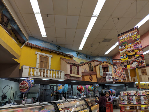 Grocery Store «El Rancho Supermercado», reviews and photos, 6800 Berkman Dr, Austin, TX 78723, USA