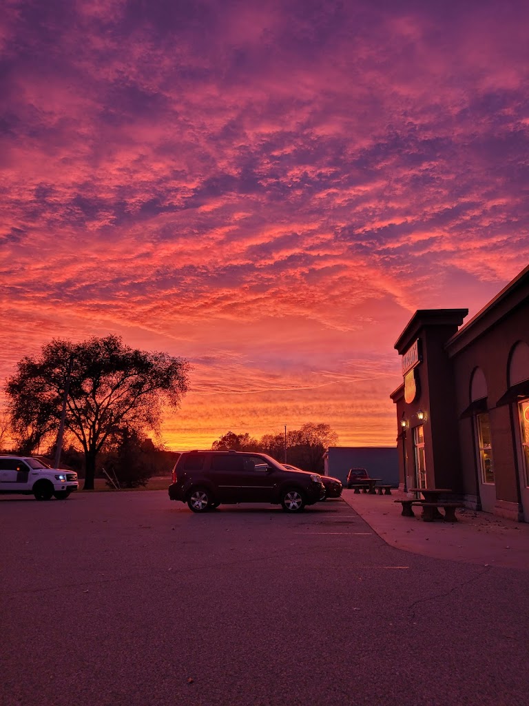 Mama Deluca's Pizza 53910