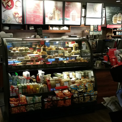 Coffee Shop «Starbucks», reviews and photos, 838 Farmington Ave, Farmington, CT 06032, USA