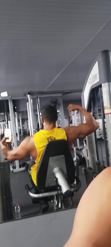 Academia Glória Fit - Academia