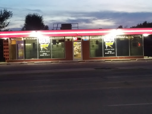 Gaslite Liquor Store, 202 S Lewis Ave, Tulsa, OK 74104, USA, 