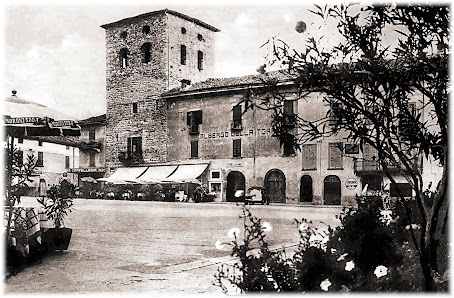 Albergo Ristorante della Torre - Wine bar, Enoteca in Val Cavallina Piazza Cavour, 26, 24069 Trescore Balneario BG, Italia